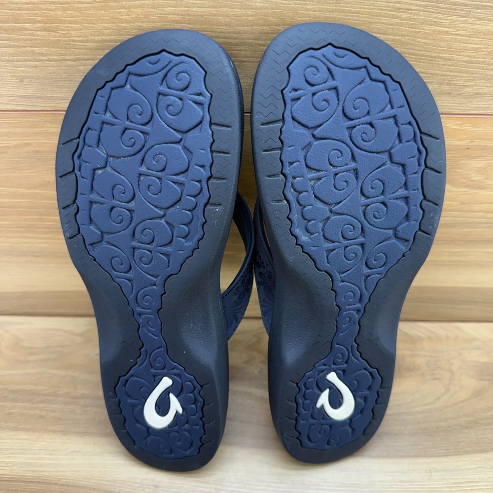 Olukai Ohana Flip Flops Womens 10 Blue Floral Thong Sandals Travel Casual - Picture 7 of 10
